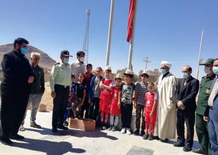 گزارش تصویری مراسم غبارروبی گلزار شهدای شهر گلشن